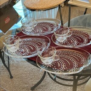 Elegant Clear Glass Snack Set, Paisley design (?), set of 4 cups/plates